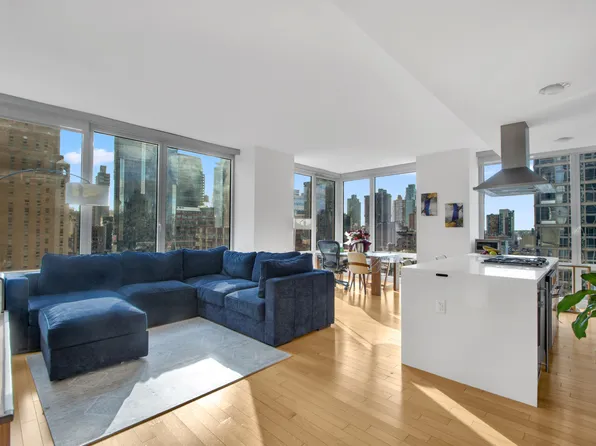 247 West 46th Street image 5 of 11