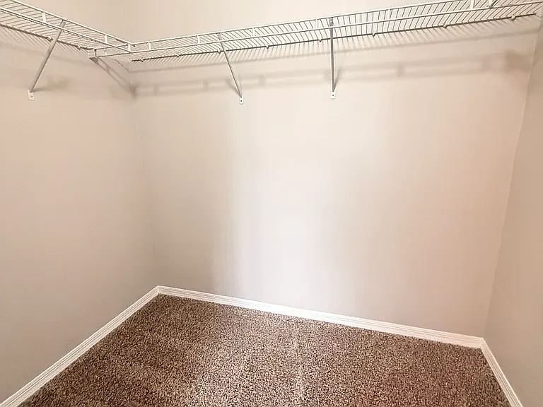 1429 Villa Capri Cir #201 — Photo 18