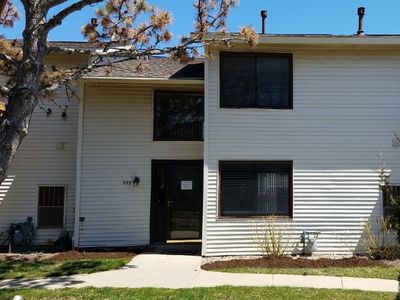 955 Wilshire Ct, Vernon Hills, IL, 60061