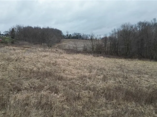 6210 W Lebanon Rd SW, Navarre, OH 44662