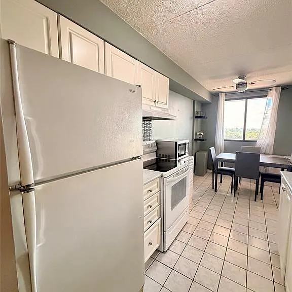 150 Park St W #1413 — Photo 12