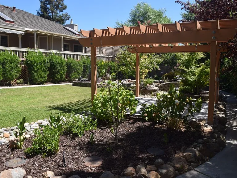 1657 Stone Way — Photo 16