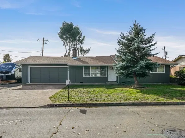 1375 Anthony Ave, Cottage Grove, OR 97424