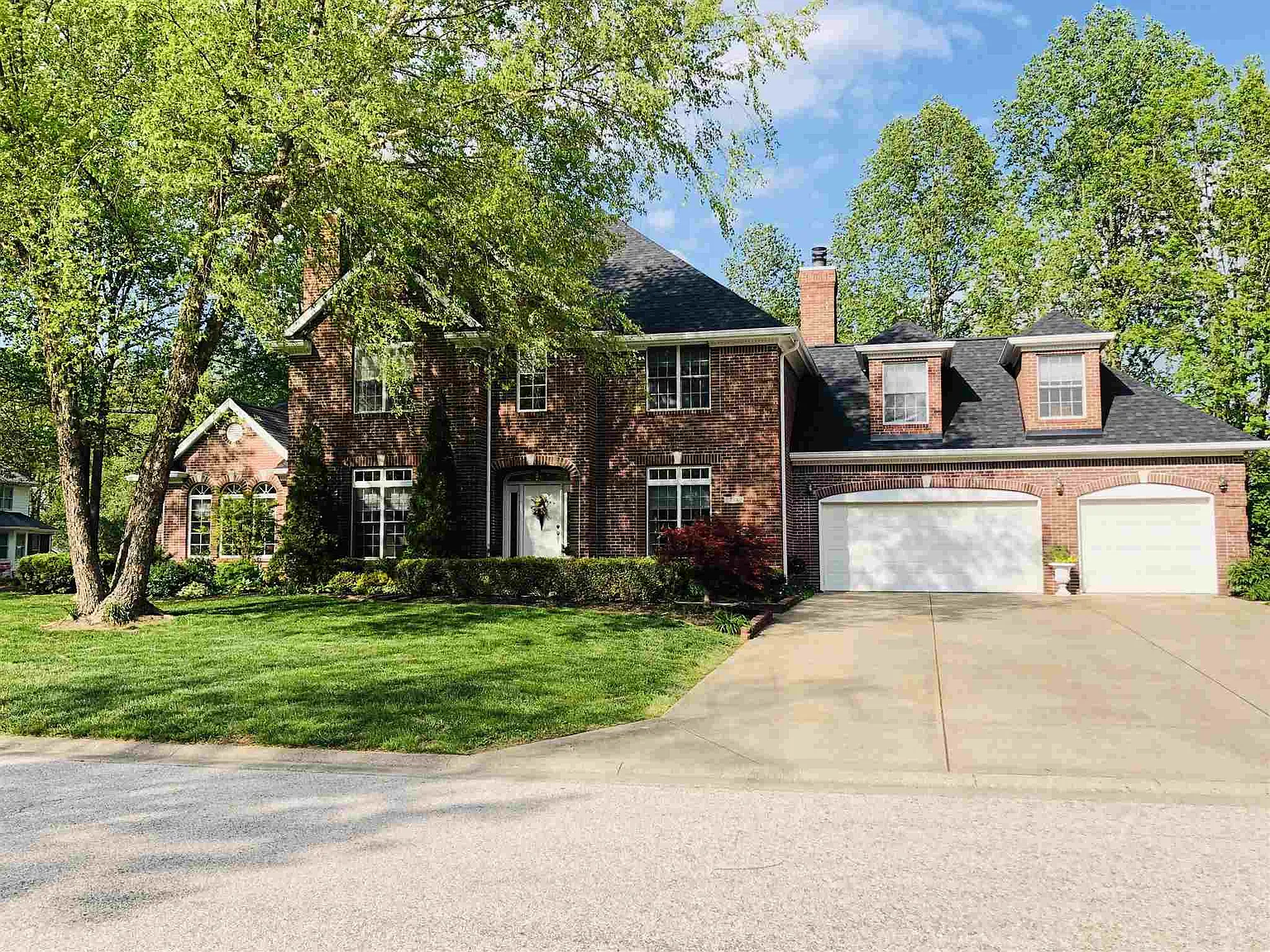2719 Morgan Dr photo 1
