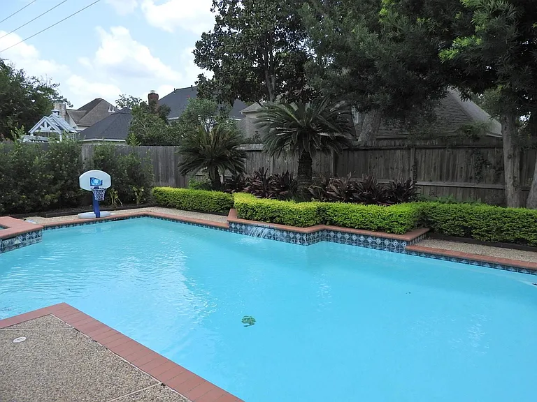 2319 Amber Springs Dr — Photo 43