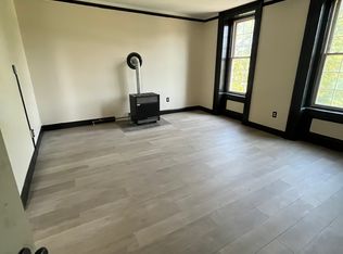 25 Johnston Ave APT 3, Cohoes, NY 12047