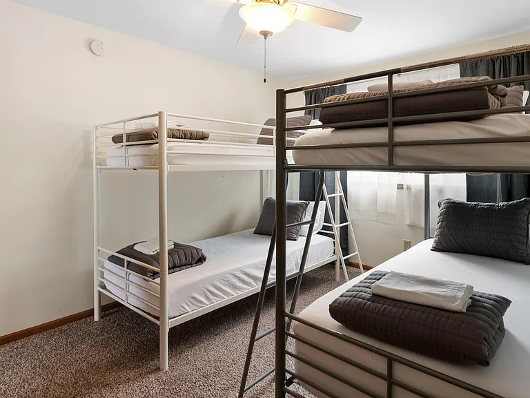 228 E State St #1 — Photo 28