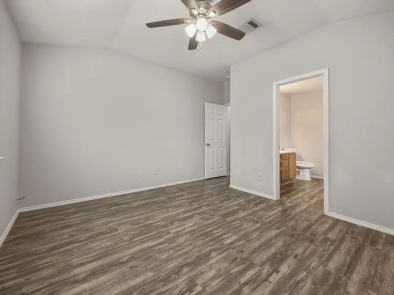 2021 Monica Ln — Photo 9