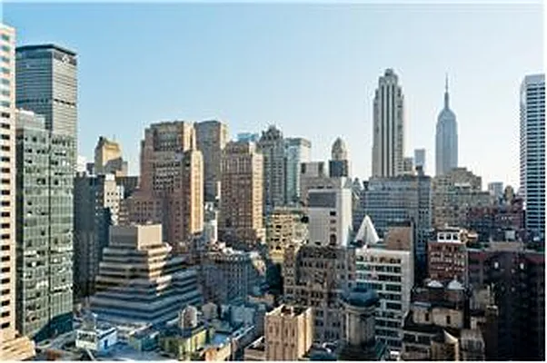 Rented by A & I Broadway | media 9