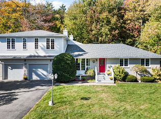 5 Revol Rd, Ottawa, ON K2G 0B8