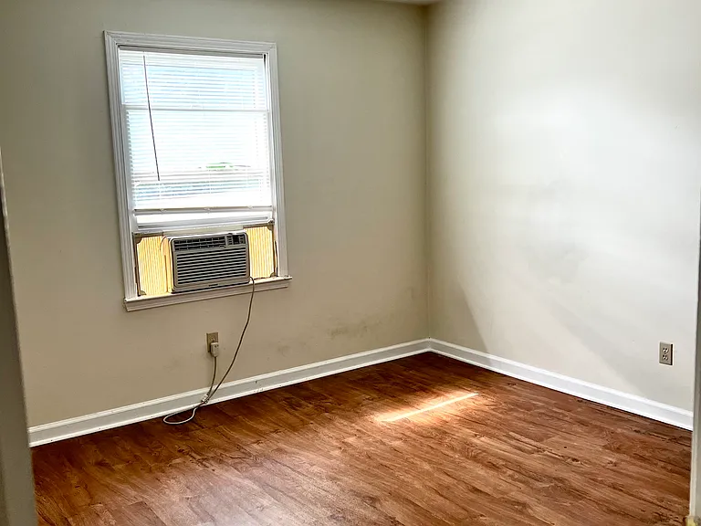 101 N Hill N Dale St #16 — Photo 2