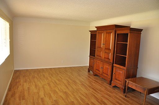 4th image of 1416 S Marilyn Ann Dr