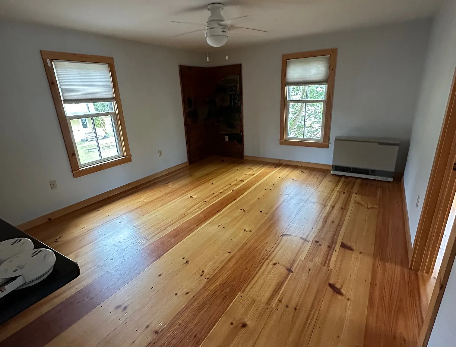 2 bed, 720 sqft, $2,000 — Photo 3