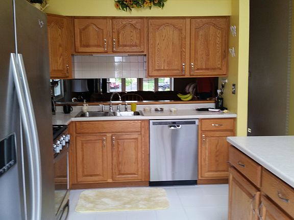 5th image of 706 Glen Ivy Dr
