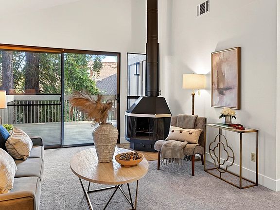 2nd image of 1544 Bailey Rd APT 44