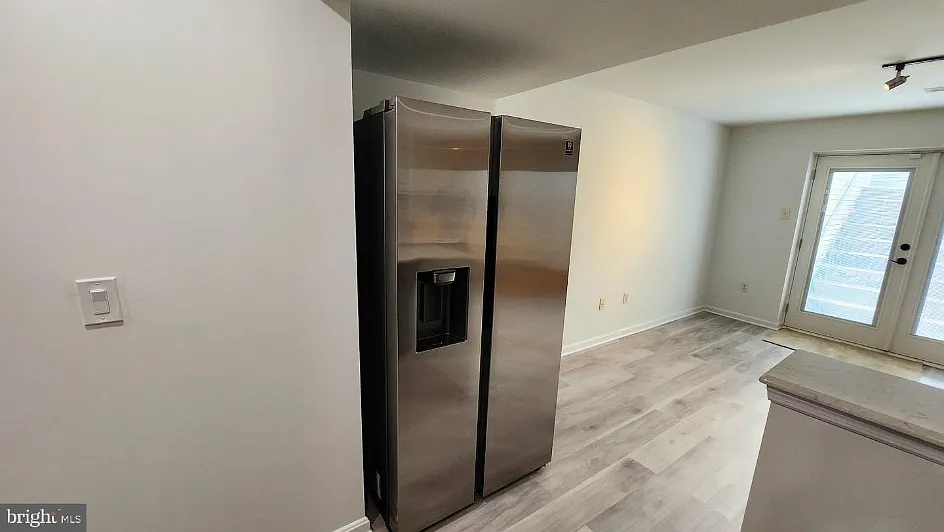 2 bed, 1.0 bath, 1514 sqft, $2,200 — Photo 3