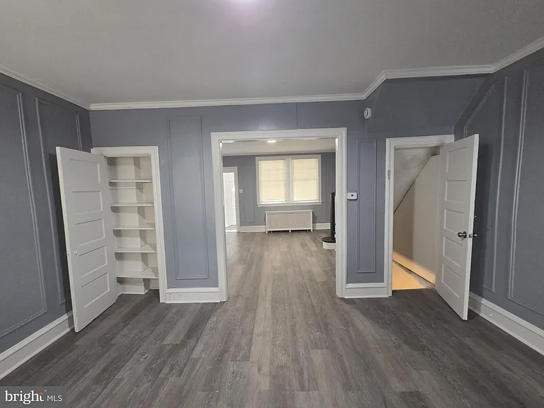 302 W Louden St — Photo 6