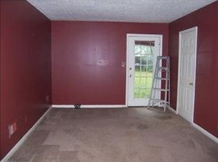 1721 Breezy Pines Ct, Chesapeake, VA 23321