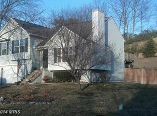15571 Andover Heights Dr, Woodbridge, VA 22193