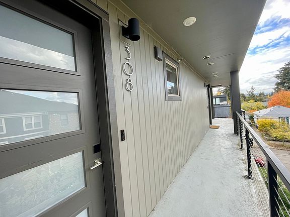 3rd image of 6822 N Greenwich Ave #308