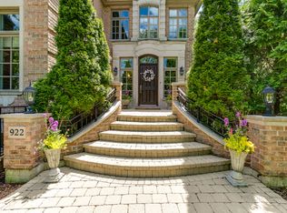 922 Cherry St, Winnetka, IL 60093