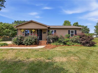 31 Kirk St, Thomasville, NC, 27360