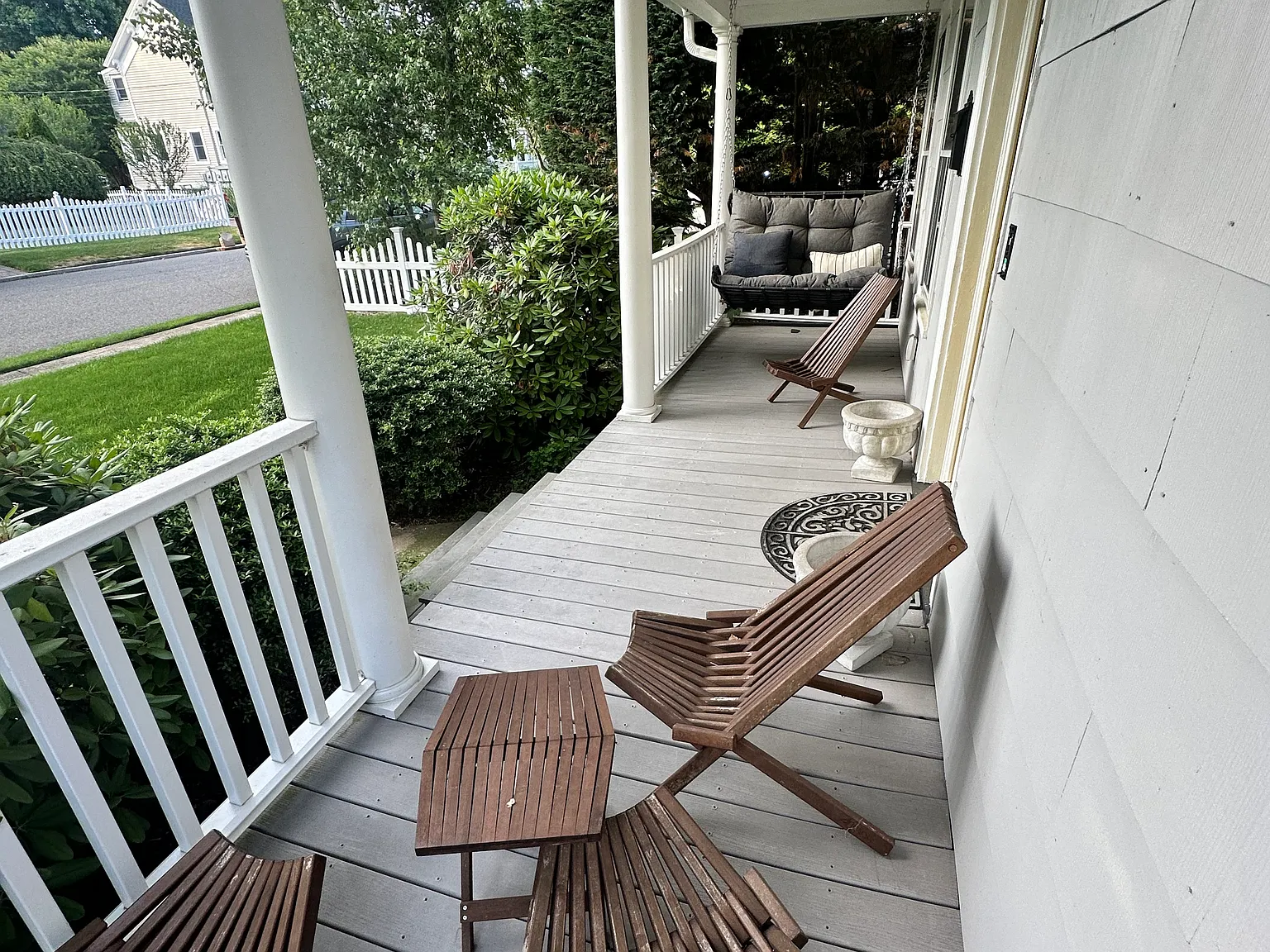 4 bed, 1600 sqft, $6,000 — Photo 2