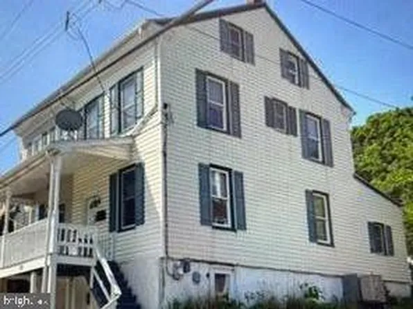 22 S Church St, Spring City, PA 19475