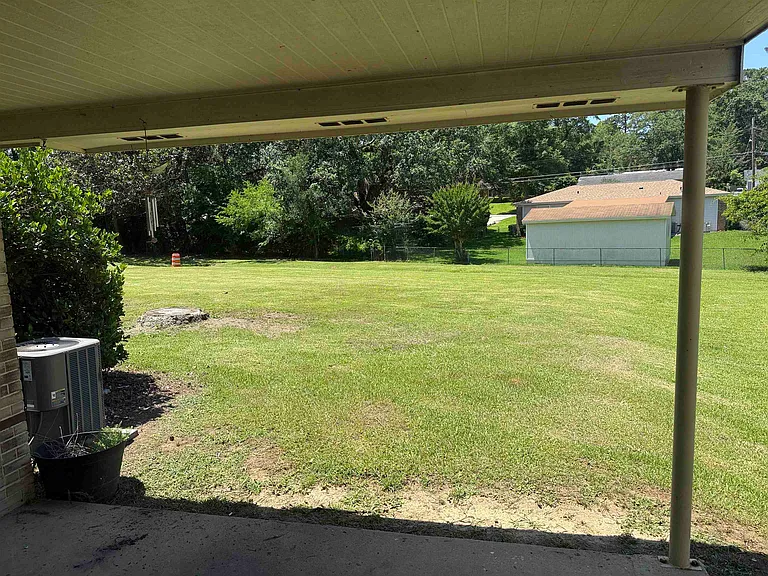 2622 Old Bainbridge Rd #D — Photo 7