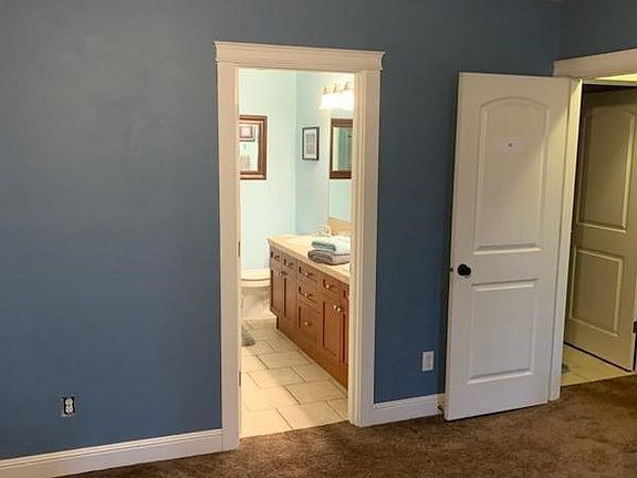 4th image of 1739 NE Dekum St