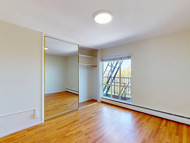 740 Rhode Island St #312 — Photo 12