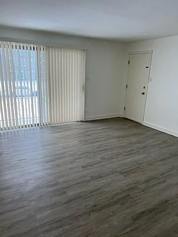 14720 Indiana Ave #3N — Photo 13
