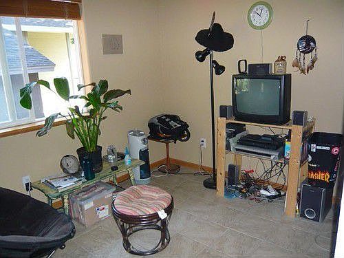 4th image of 779 Algonquin Ct