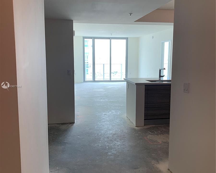 1st image of 300 Sunny Isles 2106 Sunny