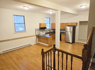 537 Goepp Cir #B, Bethlehem, PA 18018