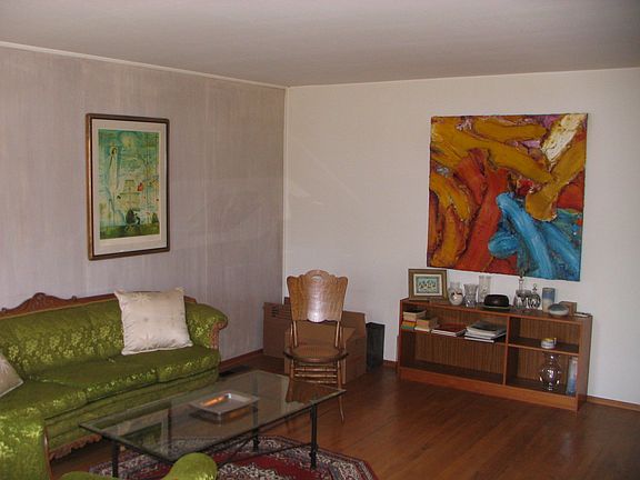 4th image of 5526 Sharon Ln