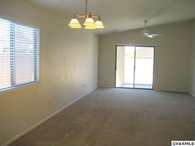 5th image of 885 E Stronghold Canyon Ln