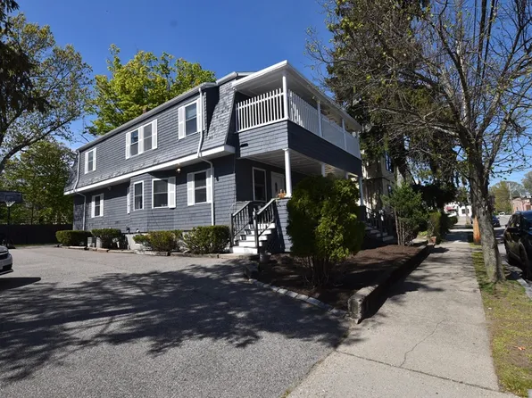 87 Floral St, Newton, MA 02461