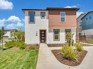 4417 Ocean Ln, Elk Grove, CA 95757