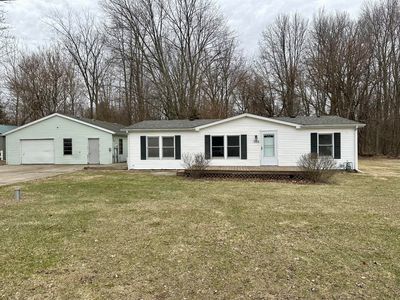 206 Lakeside Dr, Quincy, MI, 49082