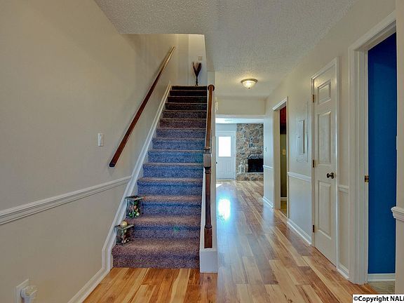 4th image of 11504 Jade Ln SE