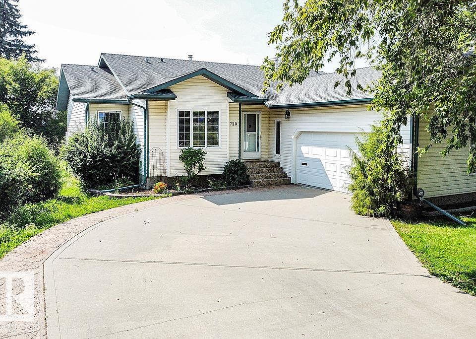 1st image of 4720 51st St
