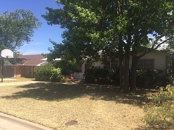 2nd image of 1718 Rose Ave