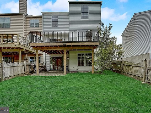2nd image of 1516 Murray Pl