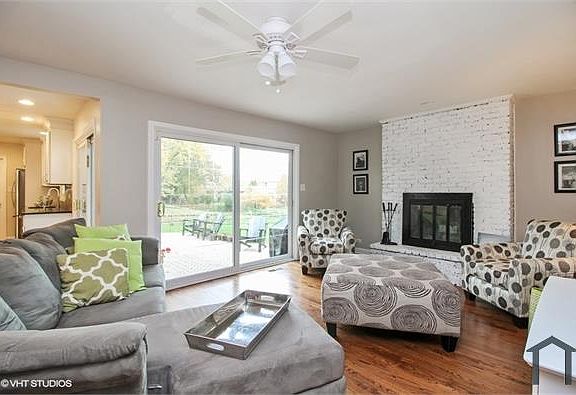 4th image of 1431 Heather Hill Cres