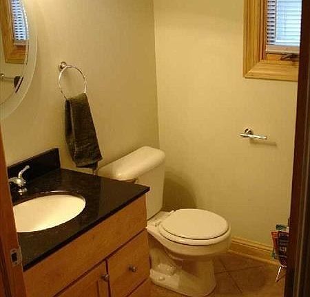 3rd image of 1654 N Warren Ave #1654