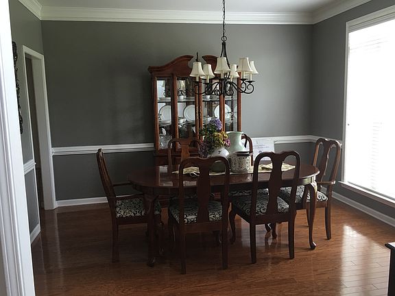 Formal dining