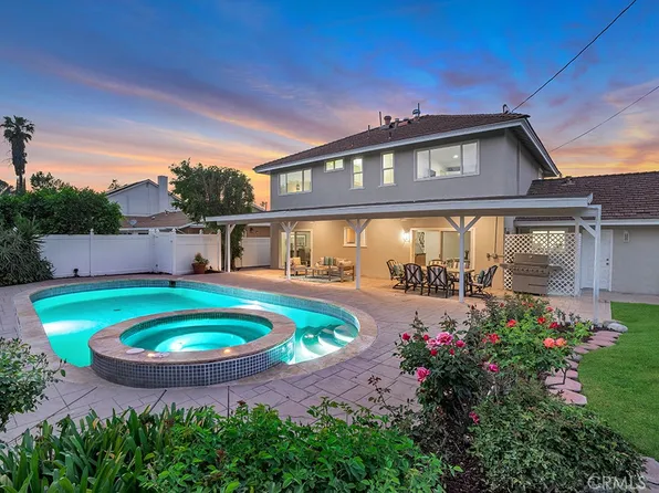 23942 Califa St, Woodland Hills, CA 91367