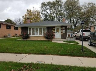 9717 Massasoit Ave, Oak Lawn, IL 60453