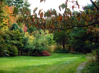 9 Sawin St, Sherborn, MA 01770